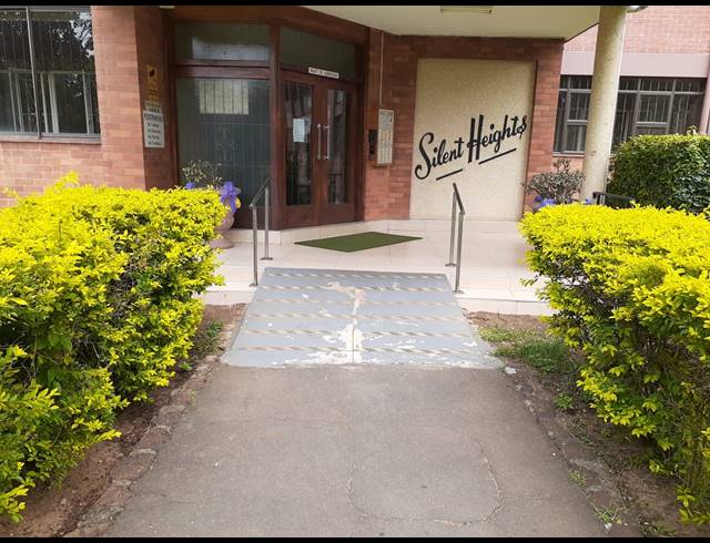 2 BEDROOM APARTMENT FOR SALE IN PELHAM